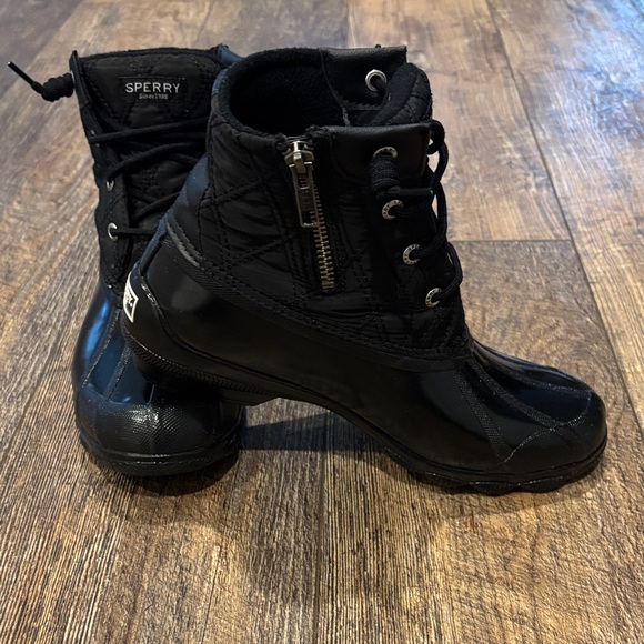Sperry Black Quilted Waterproof Boots sz 7.5 - Picture 3 of 7